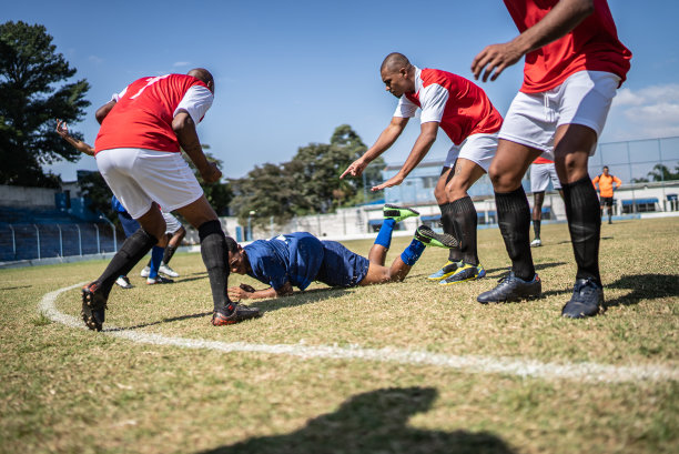 的赛季中争 的赛季中争