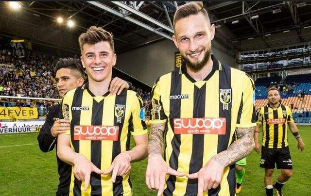 围人的支持 围人的支持