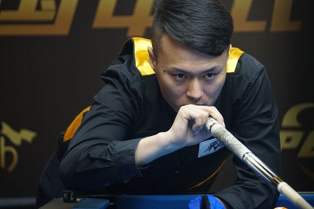 在足球的绿 在足球的绿